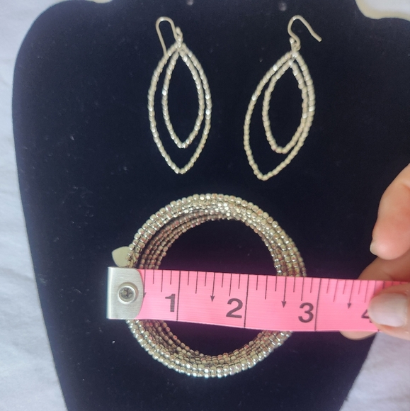Stella & Dot retired silver Bardot bracelet and dangle earings - Picture 3 of 7